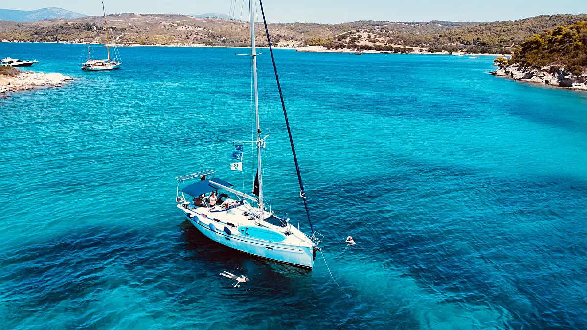 Bavaria Cruiser 40 | Black Pearl