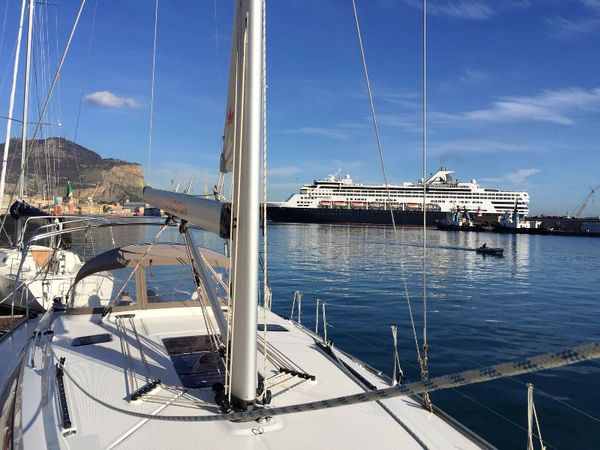 Bavaria Cruiser 46 | Anfitrite