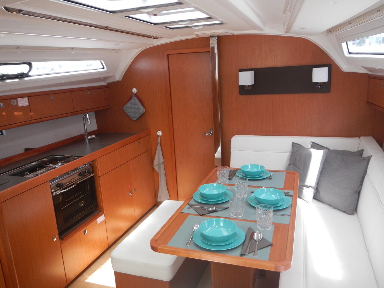 Bavaria Cruiser 41 | Hera