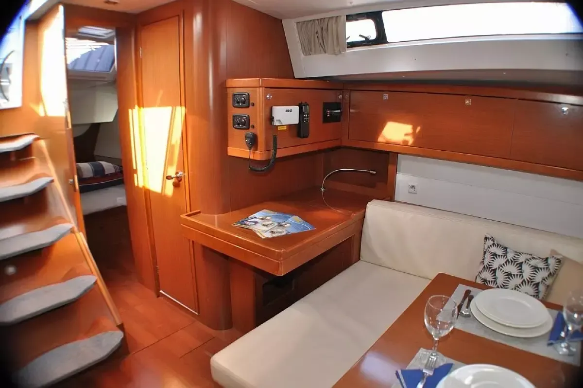 Beneteau Oceanis 48 | Cheeky Lady