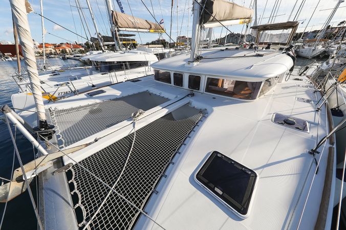 Lagoon 400 S2 | Ladies First