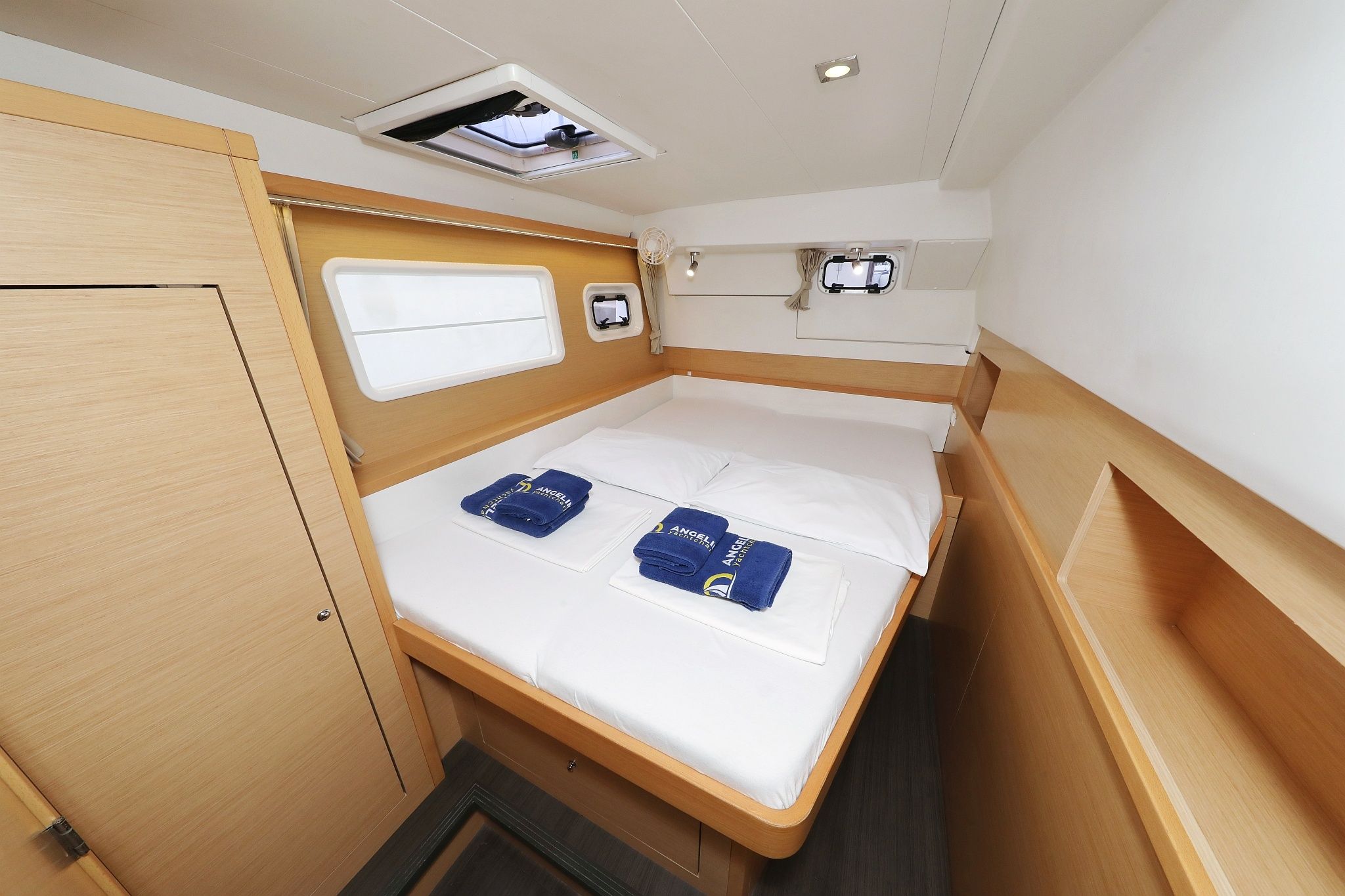 Lagoon 400 S2 | Ladies First