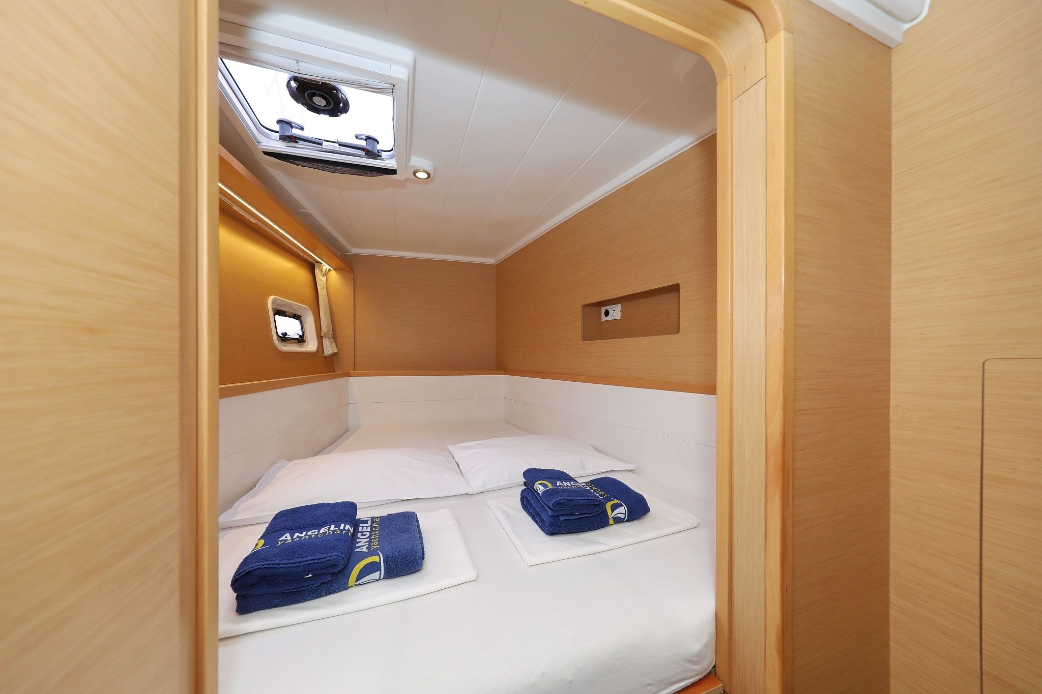 Lagoon 400 S2 | Ladies First