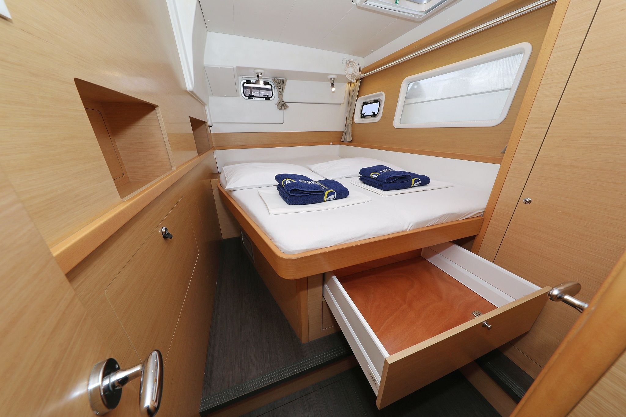 Lagoon 400 S2 | Ladies First