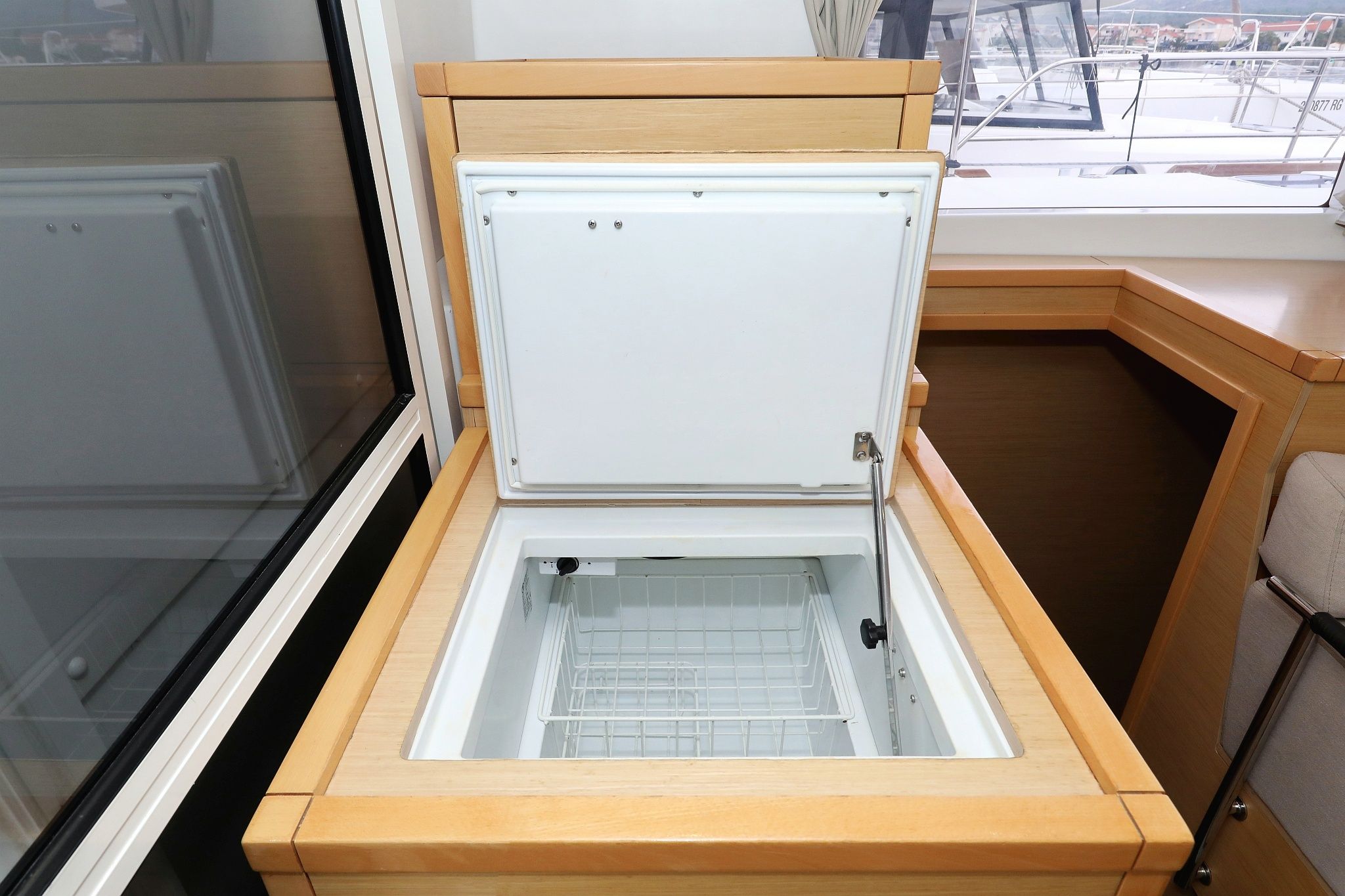 Lagoon 400 S2 | Ladies First