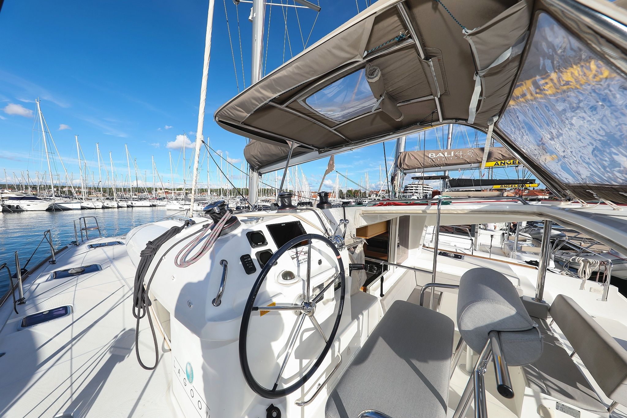 Lagoon 400 S2 | First Choice