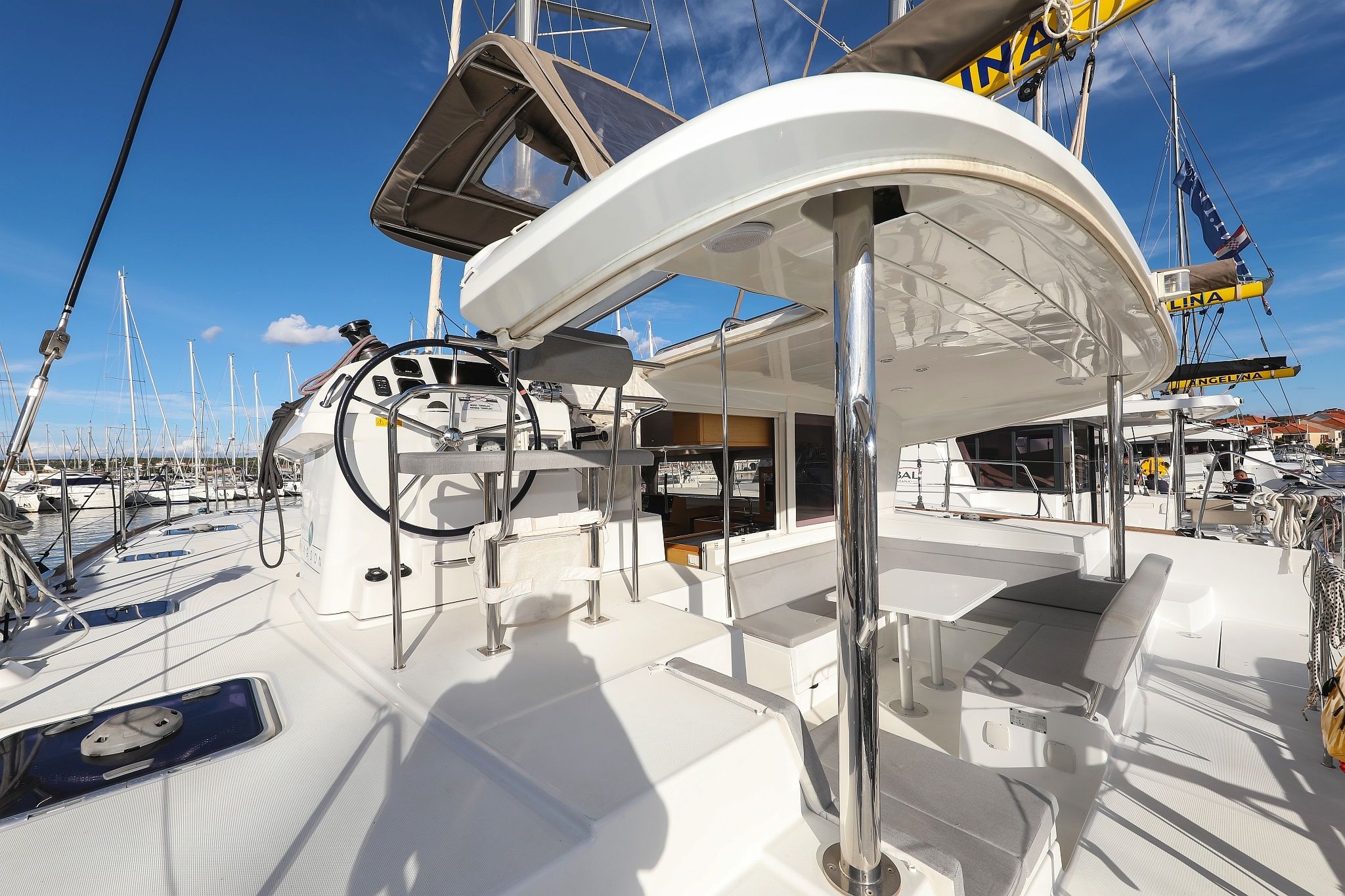 Lagoon 400 S2 | First Choice