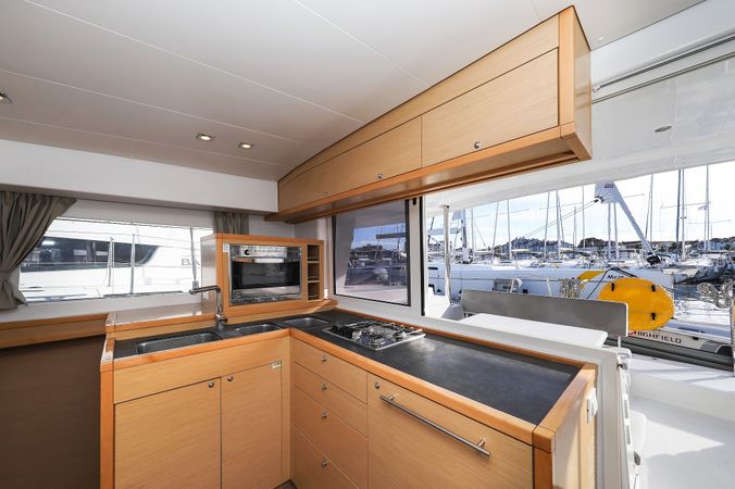 Lagoon 400 S2 | First Choice