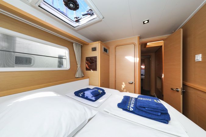 Lagoon 400 S2 | First Choice