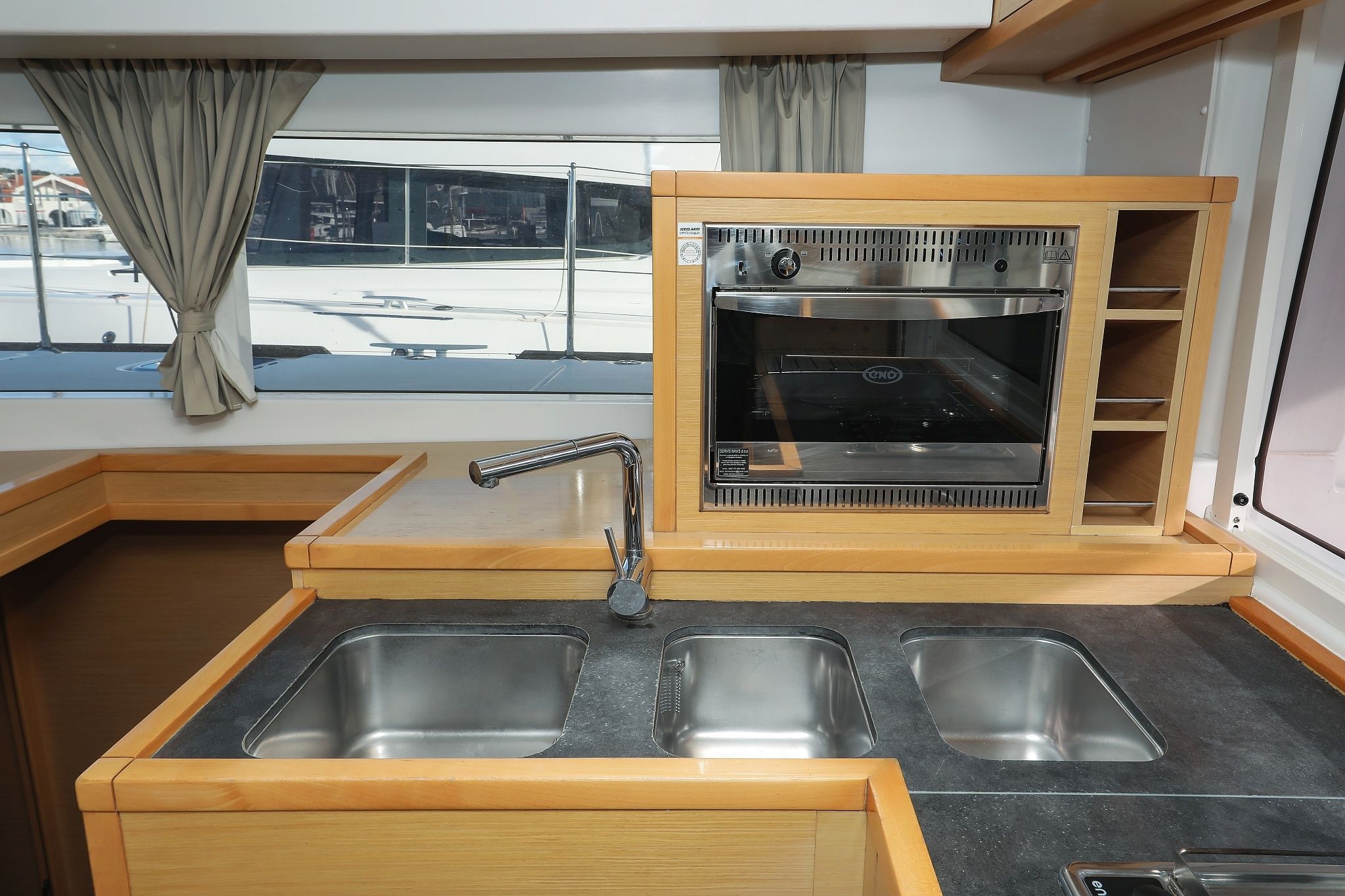 Lagoon 400 S2 | First Choice