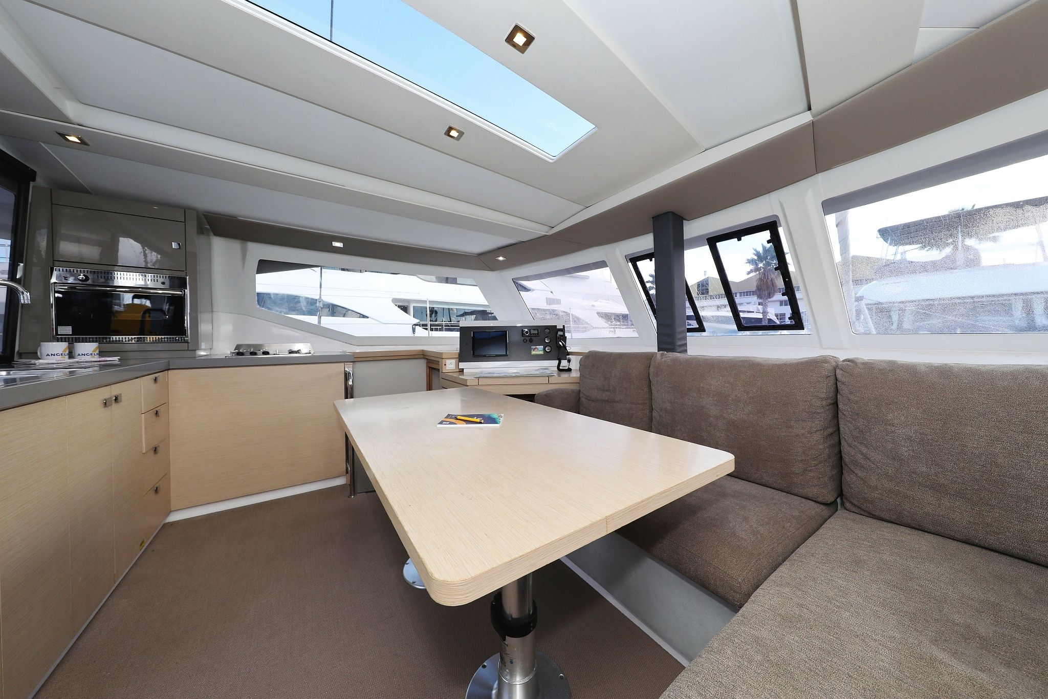 Fountaine Pajot Lucia 40 | Why Not