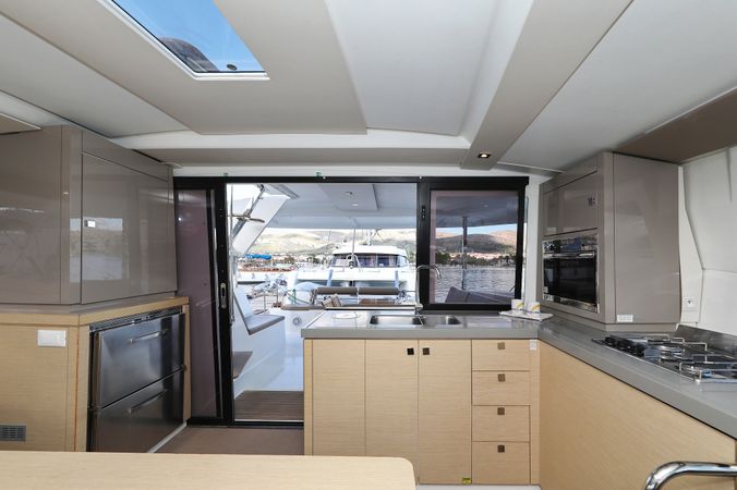 Fountaine Pajot Lucia 40 | Why Not
