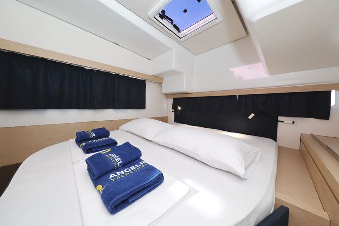 Fountaine Pajot Lucia 40 | Why Not