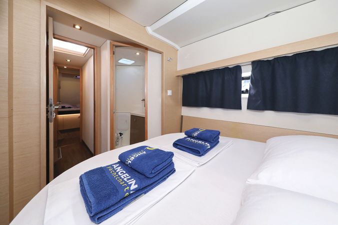 Fountaine Pajot Lucia 40 | Why Not