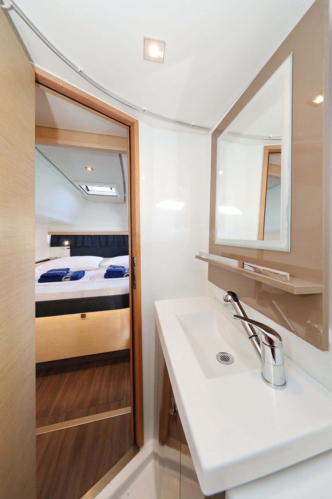 Fountaine Pajot Lucia 40 | Why Not