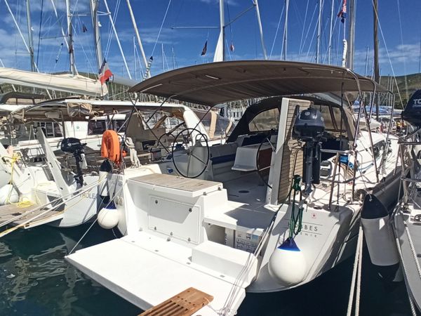 Dufour 460 GL | Hobbes
