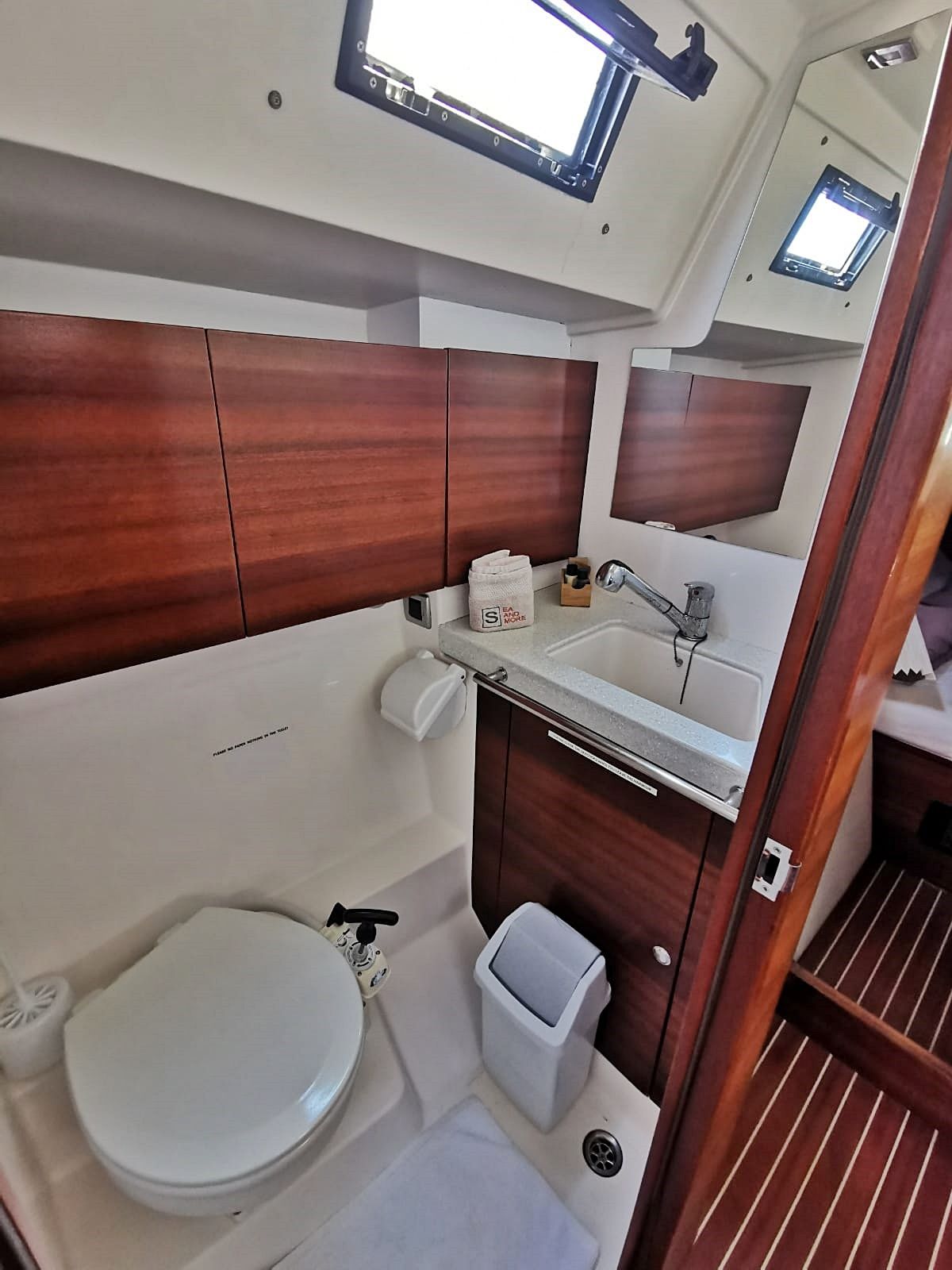 Salona 44 | Calanthe