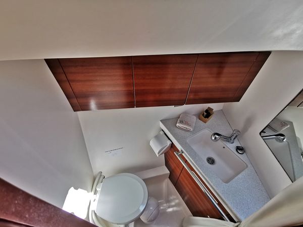 Salona 44 | Calanthe