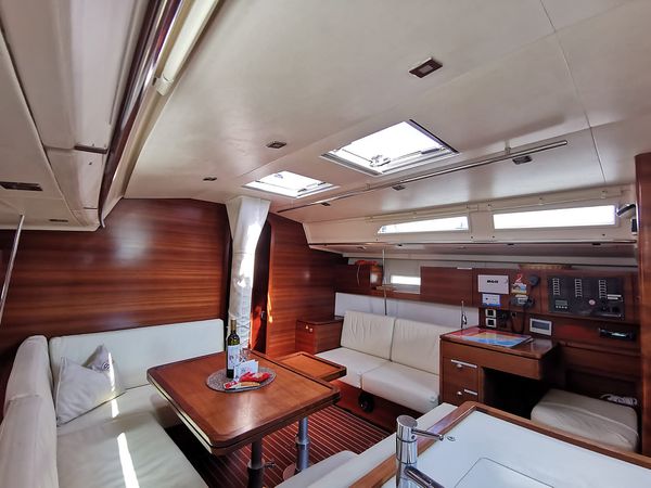 Salona 44 | Calanthe