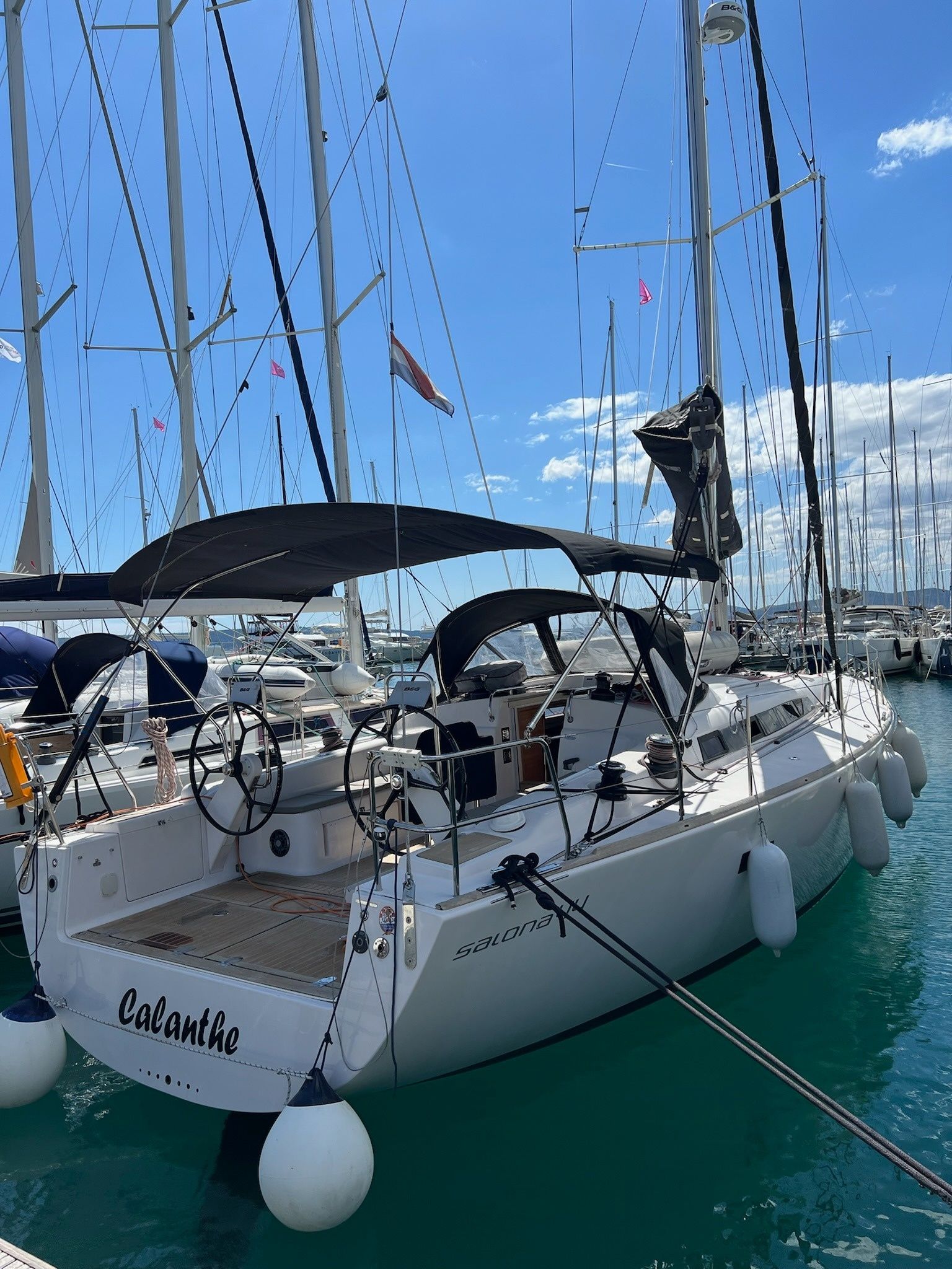 Salona 44 | Calanthe