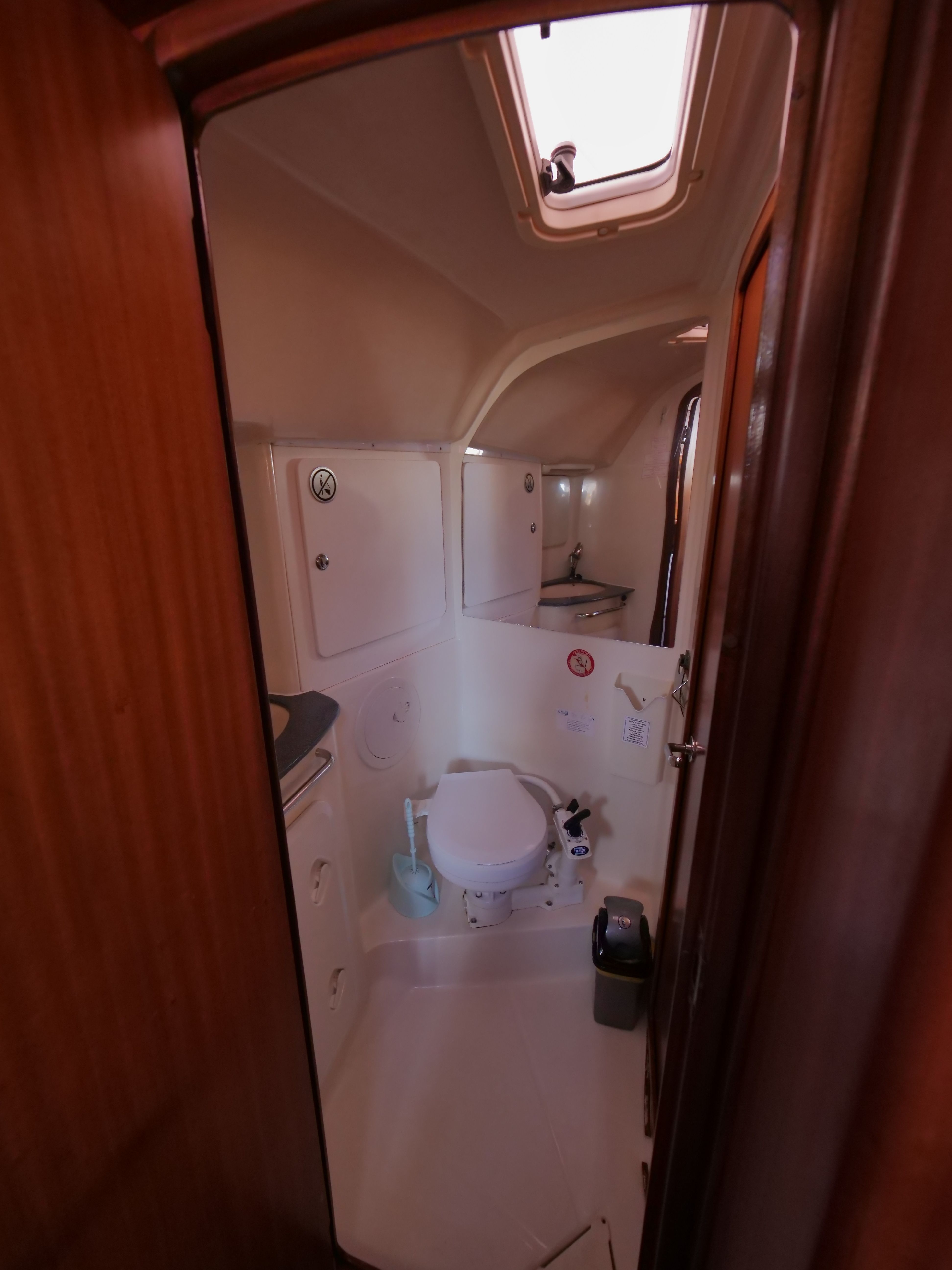 Bavaria Cruiser 36 | Altair 2