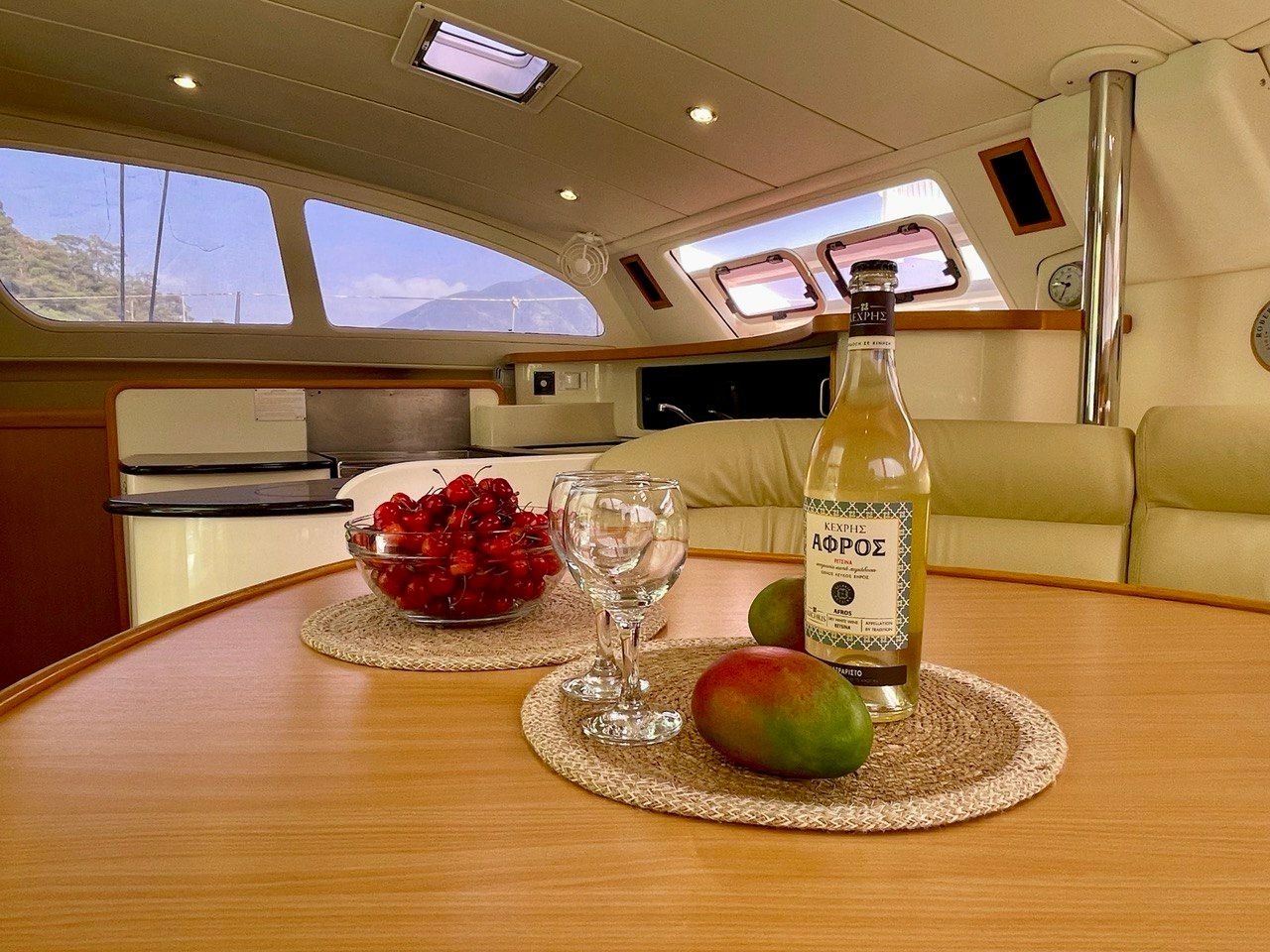 Leopard 4300 | Emocean