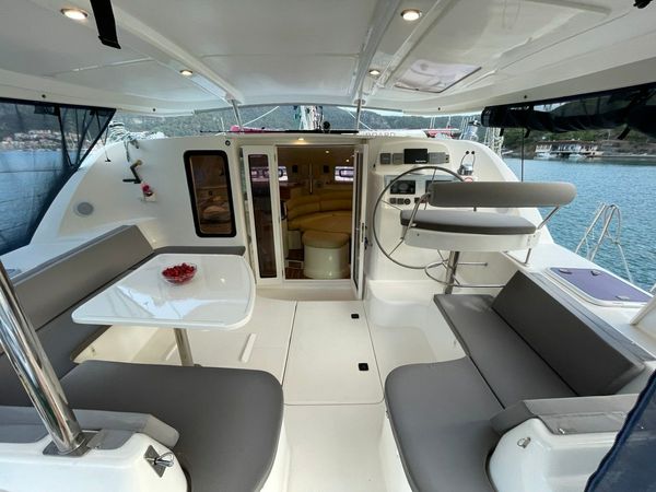 Leopard 4300 | Emocean