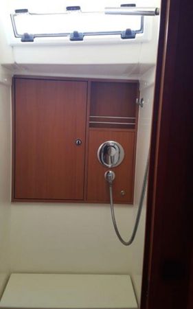 Bavaria Cruiser 45 | Saffron