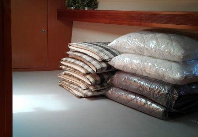 Bavaria Cruiser 45 | Saffron