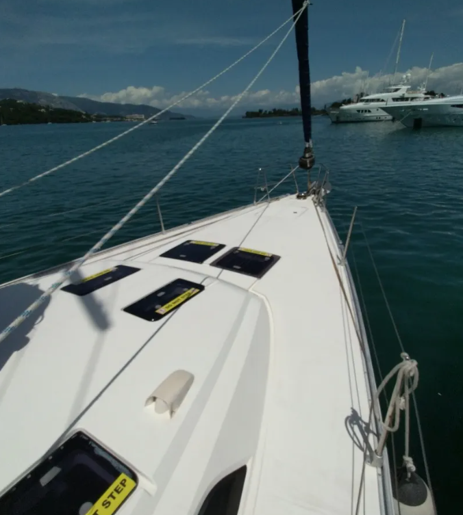 Bavaria Cruiser 51 | Gin Tonic
