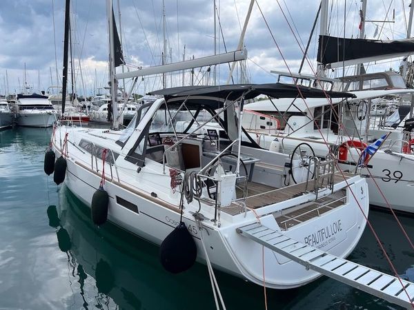 Beneteau Oceanis 45 | Beautiful Love