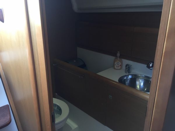 Jeanneau Sun Odyssey 33i | Carry On