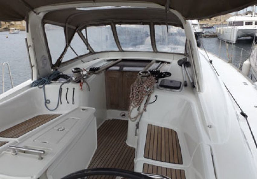 Beneteau Oceanis 50 | In Compliance