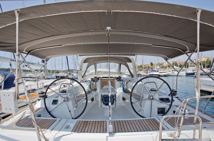 Beneteau Oceanis 50 | In Compliance