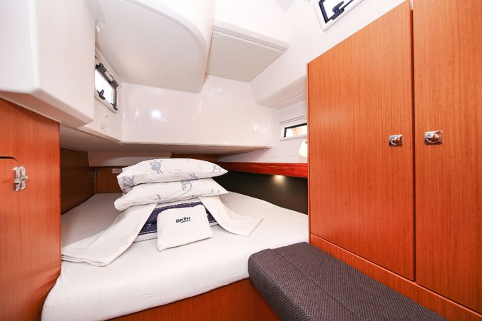 Bavaria Cruiser 41 | Morellina