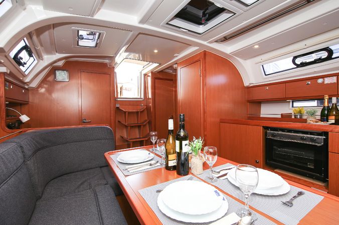 Bavaria Cruiser 41 | Morellina