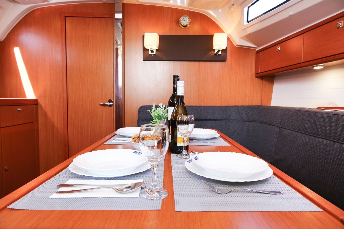 Bavaria Cruiser 41 | Morellina