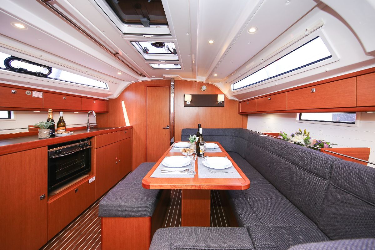 Bavaria Cruiser 41 | Morellina