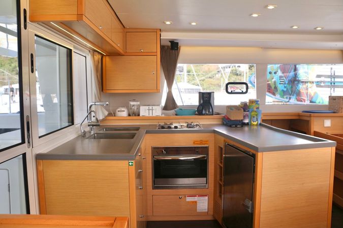 Lagoon 450 F | Peace Out