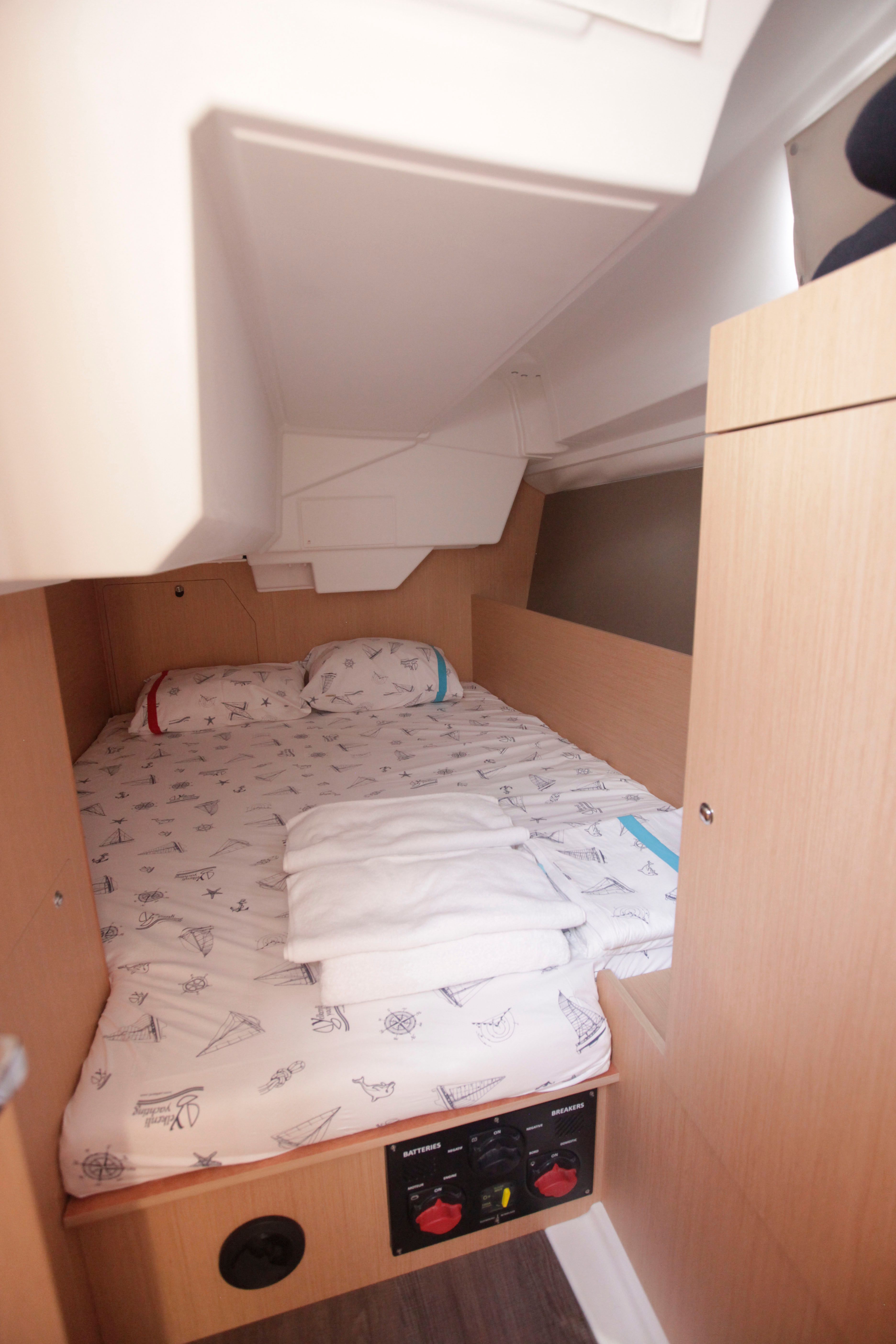 Beneteau Oceanis 38.1 | Missy