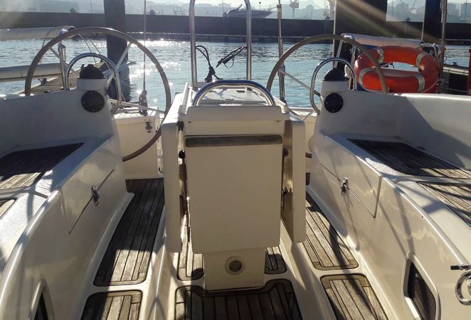 Beneteau Oceanis 38 | Simge