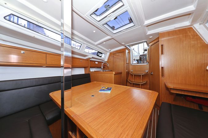 Bavaria Cruiser 33 | Dolce Vita