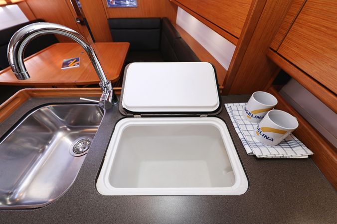 Bavaria Cruiser 33 | Dolce Vita