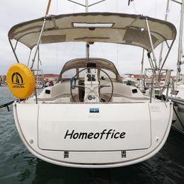 Bavaria Cruiser 33 | Home Office