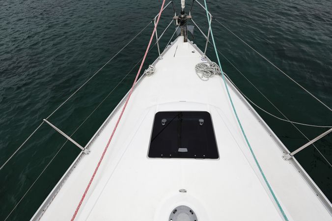 Bavaria Cruiser 33 | Home Office