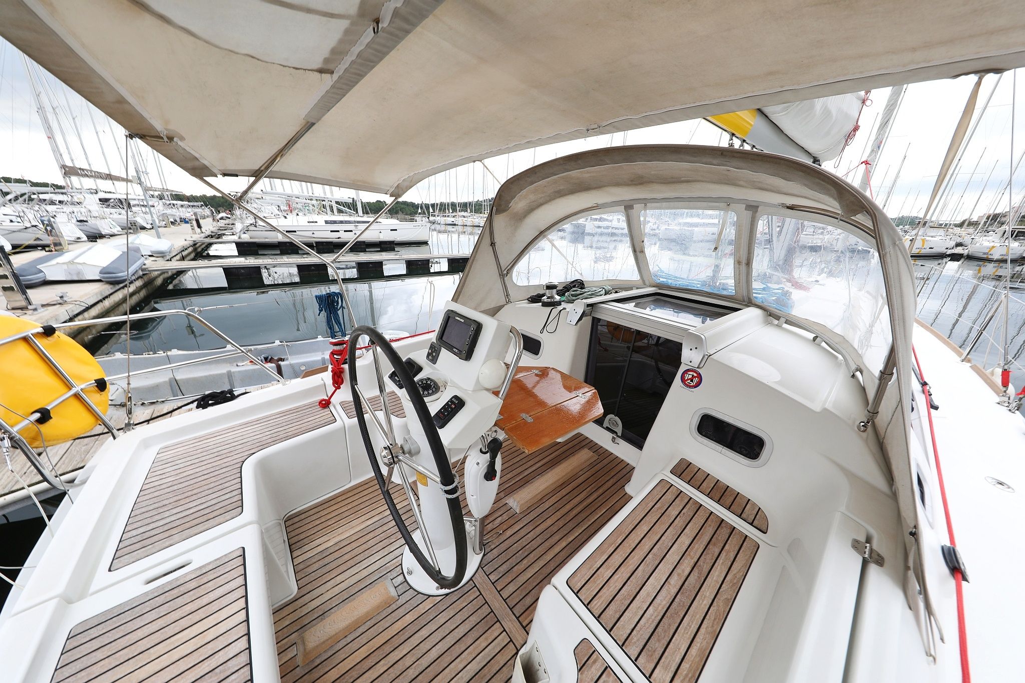 Beneteau Oceanis 34 | Star Elisabeth
