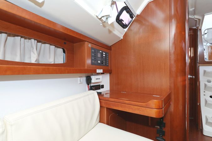 Beneteau Oceanis 34 | Star Elisabeth
