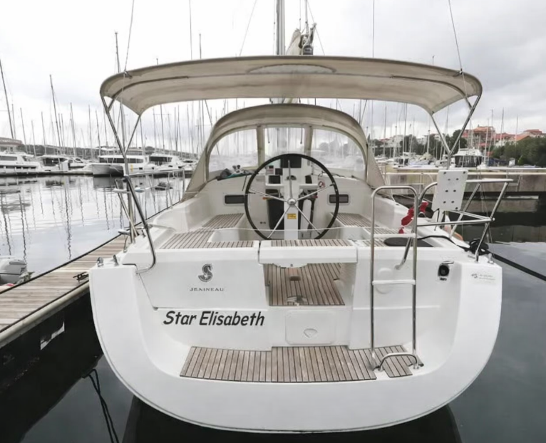 Beneteau Oceanis 34 | Star Elisabeth