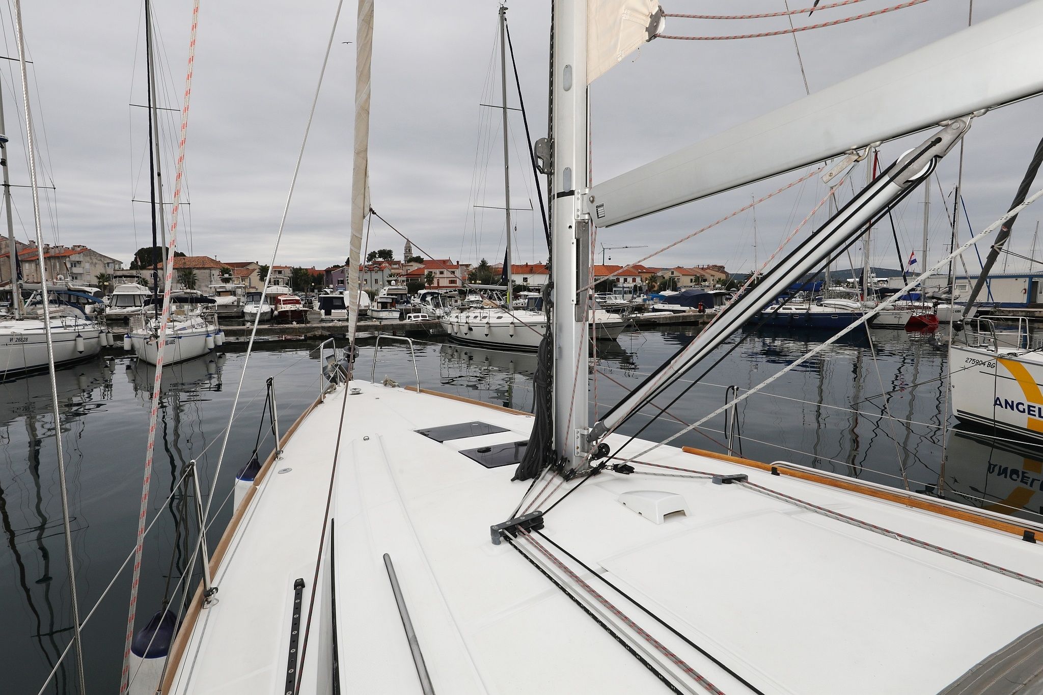 Beneteau Oceanis 38 | One