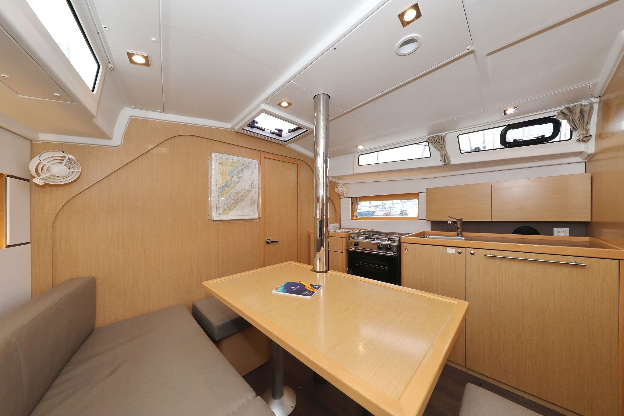 Beneteau Oceanis 38 | One